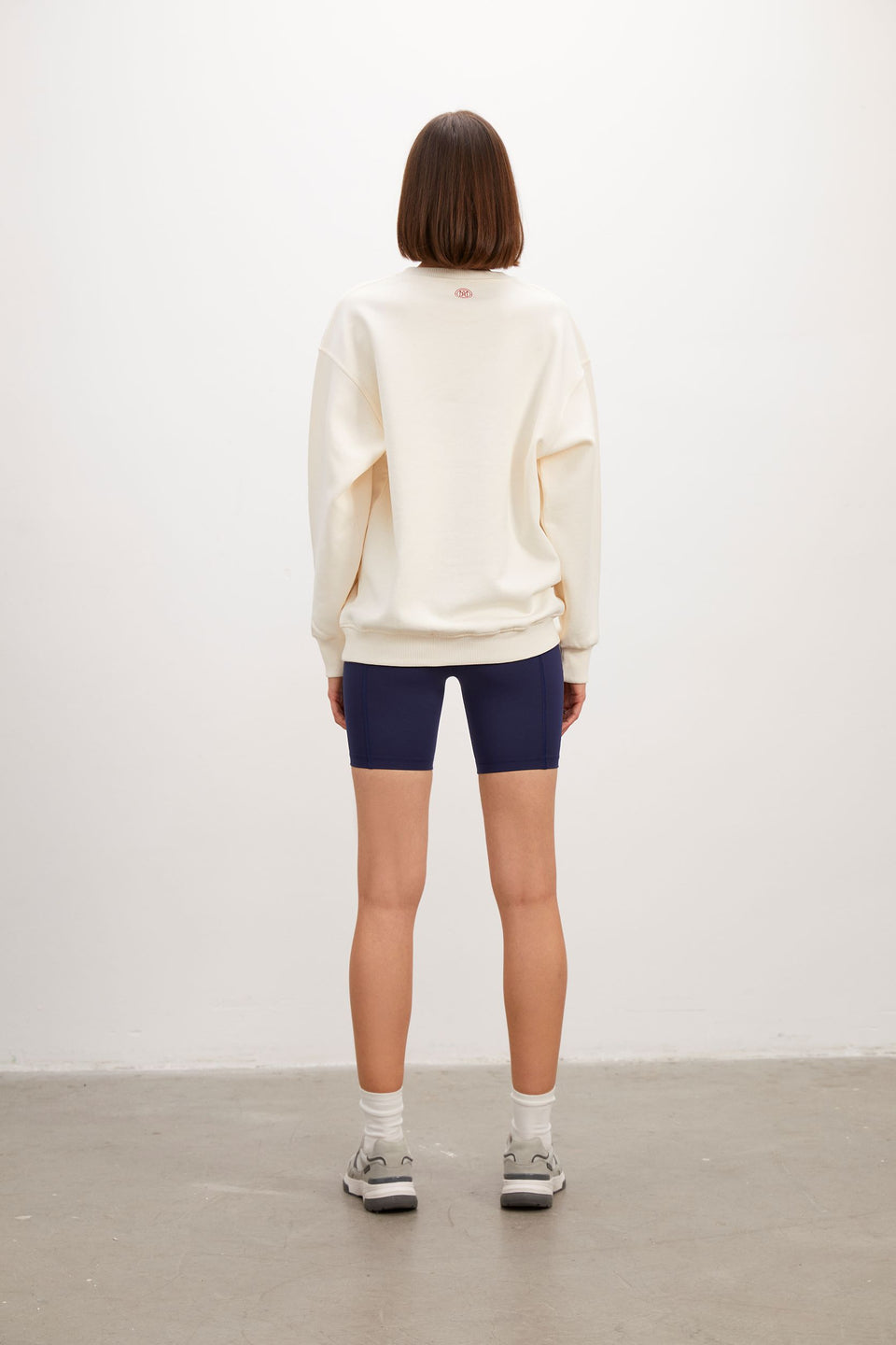 Yuvarlak Yaka Krem Sweatshirt