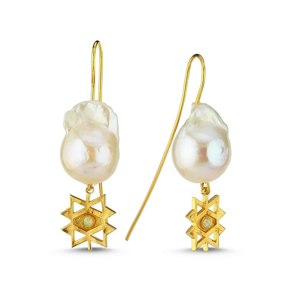 Ishtar Baroque Pearl Earrings