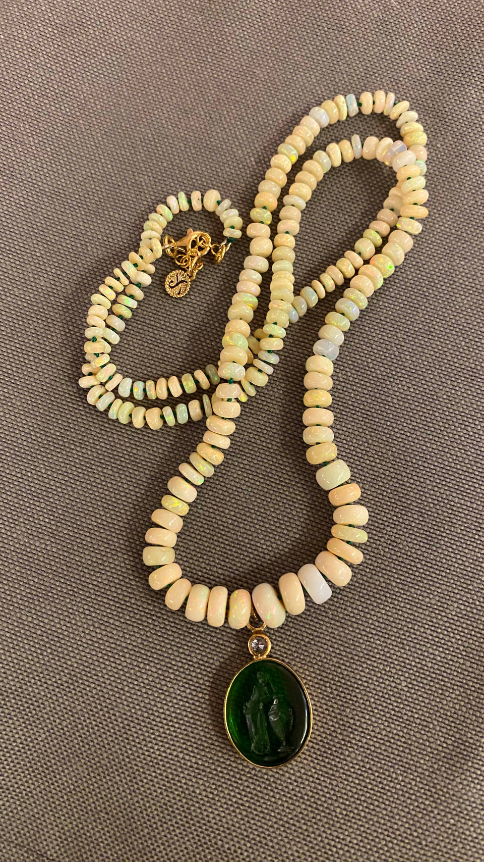Opal Old Glass Saphire Kolye