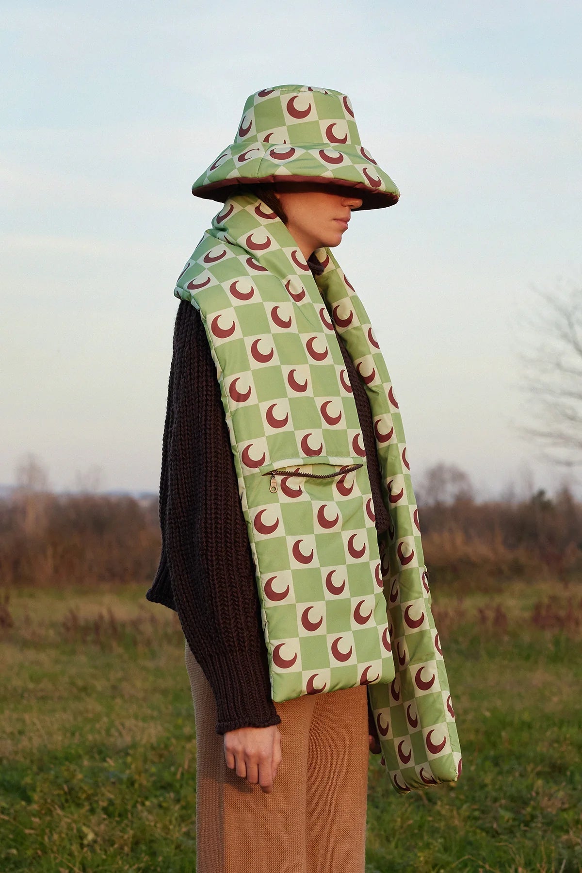 Sailor Moon Dama ve Ay Desenli Yeşil & Kahve Şişme Şapka