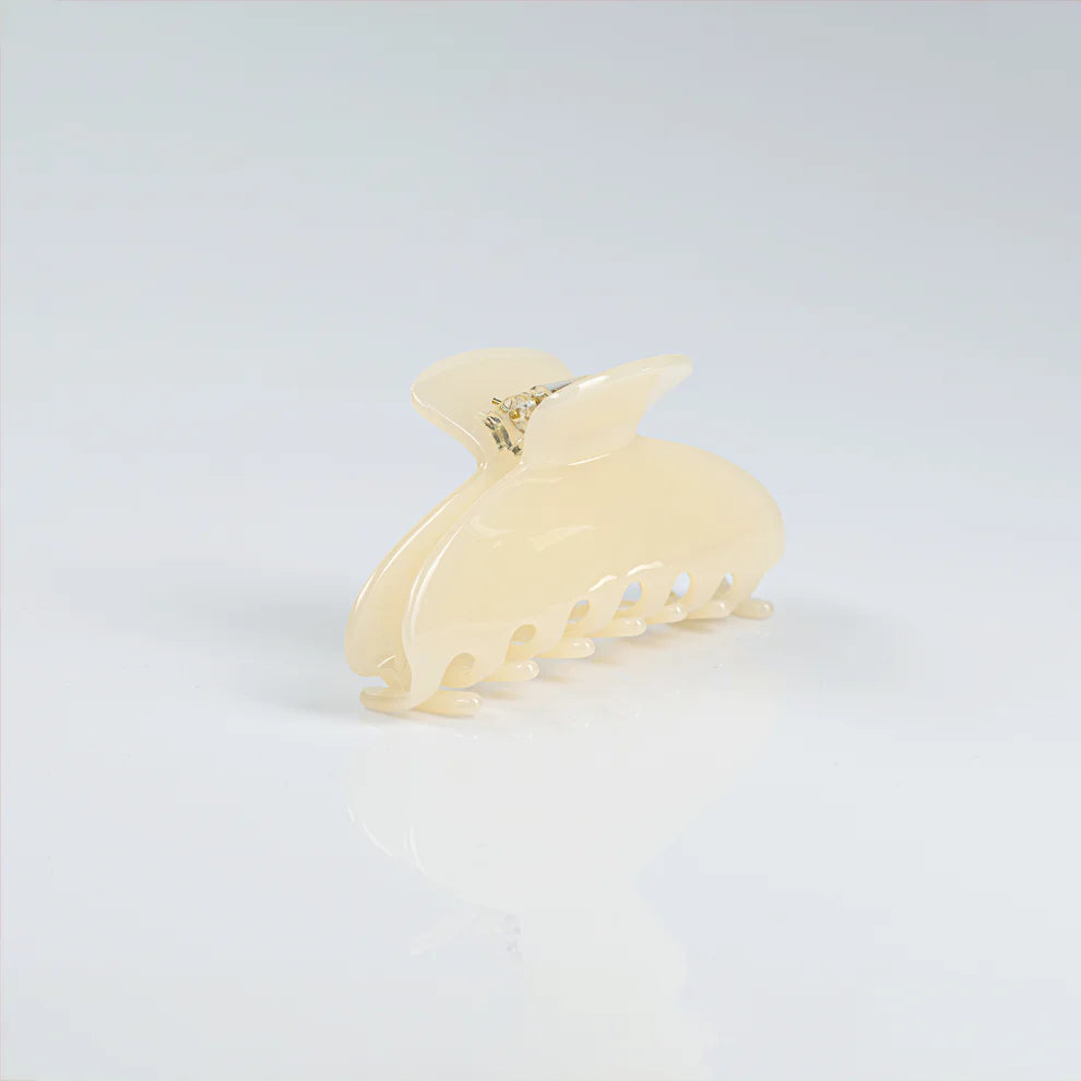 Cream Claw Clip L