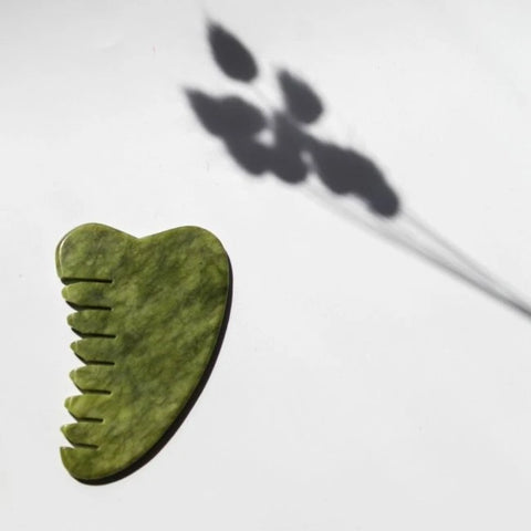 Yeşim Gua Sha Yüz ve Saç Derisi Masaj Aleti