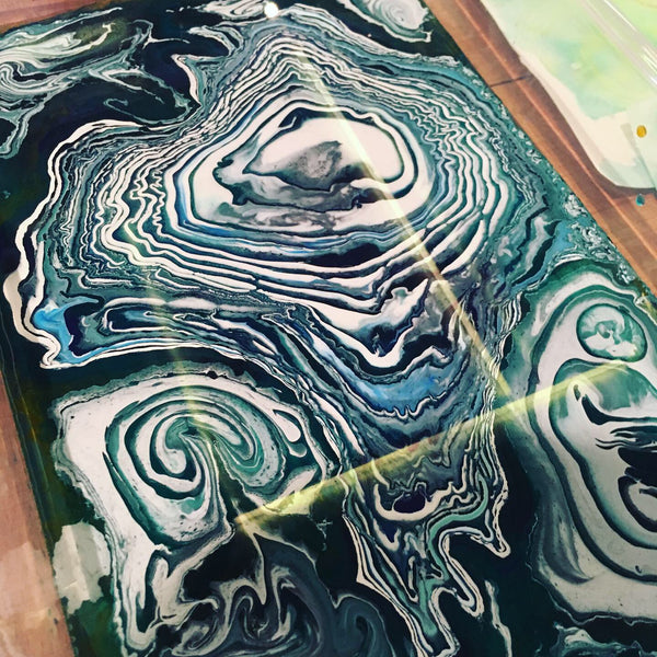 2 Haziran: İmge Yüksel / MaeZae ile Marbling Workshop